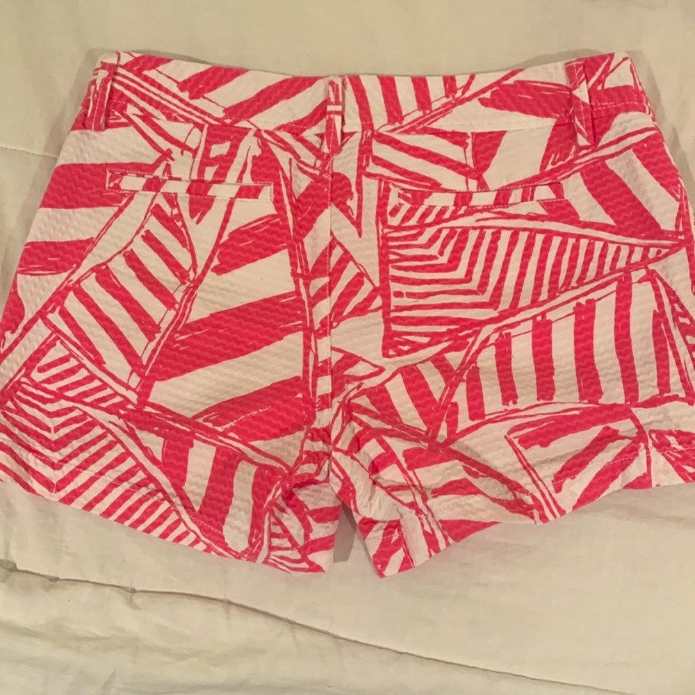 Lilly Pulitzer Callahan shorts - Picture 2 of 5